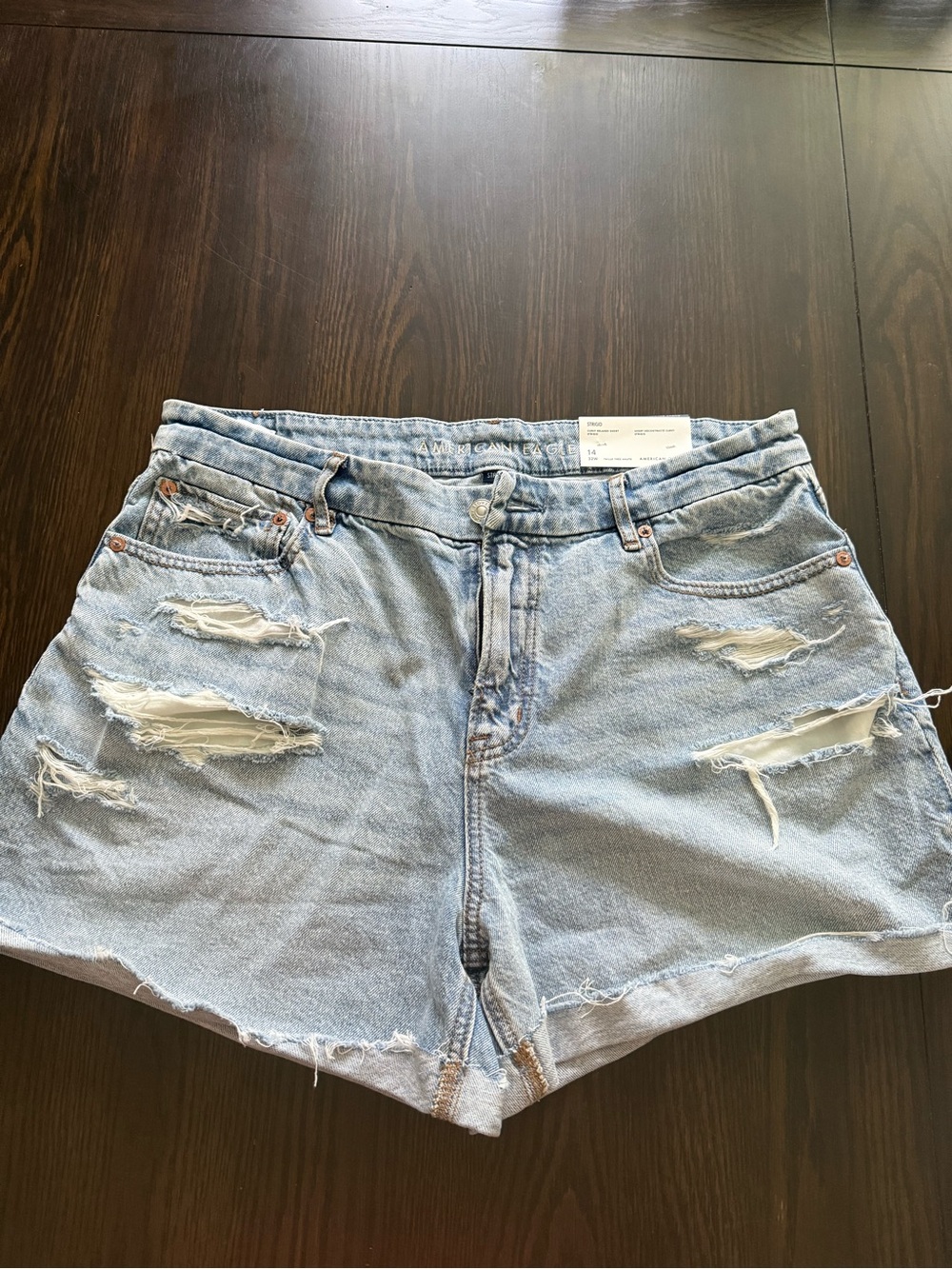 NWT American Eagle Outfitters Light Wash Distressed Denim Shorts